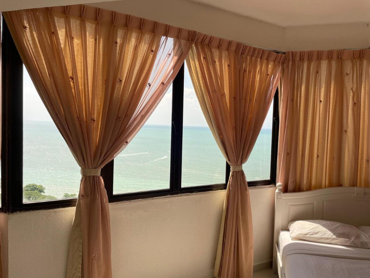 The Ferringhi Sea View At Sri Sayang Apartment Batu Feringgi Bagian luar foto